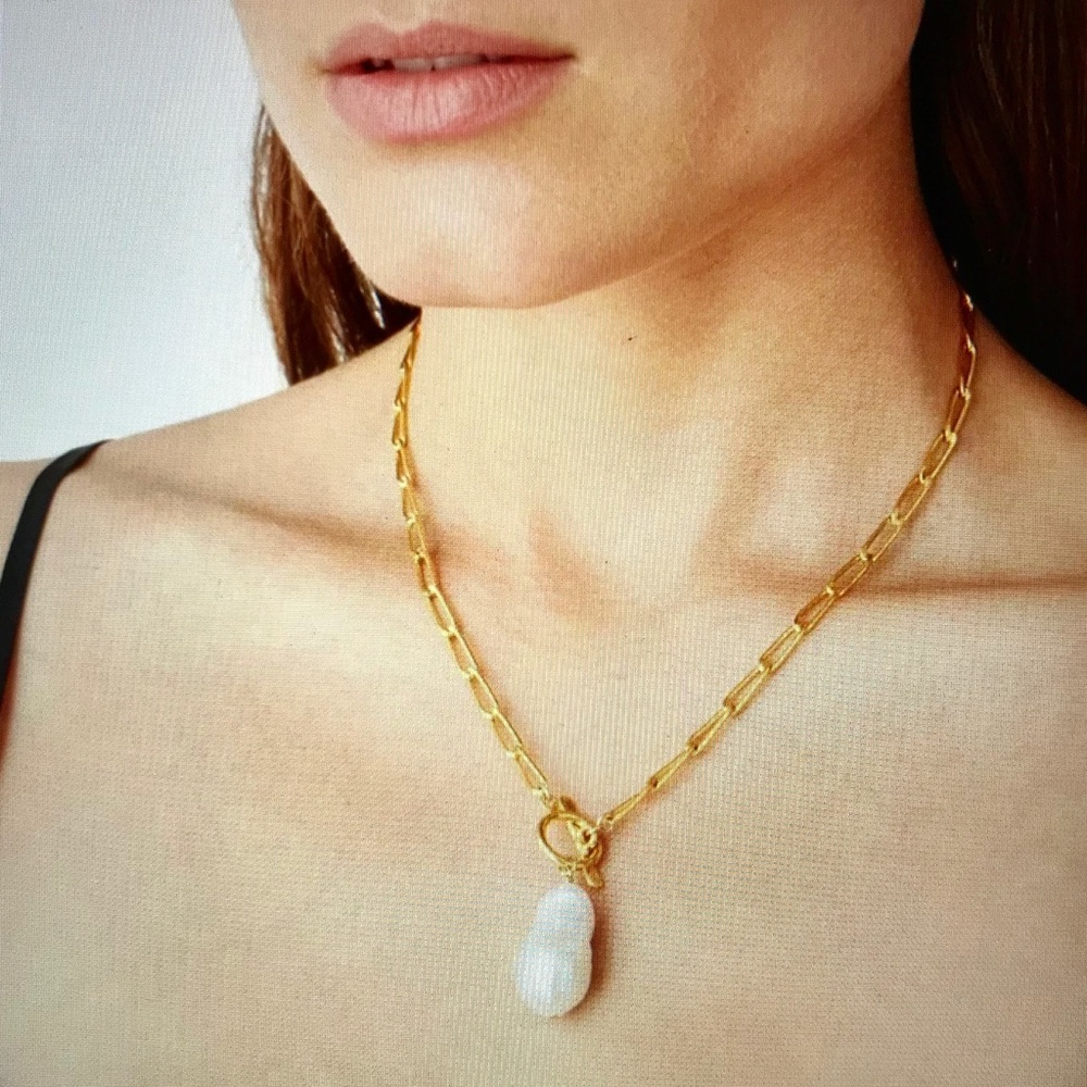 ✨Freshwater Pearl Necklace✨ - Picture 2 of 7